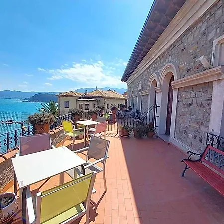 Eutimio Hotel Lastres